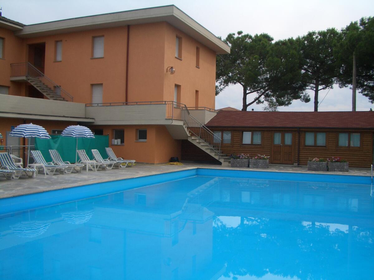 Hotel Trasimeno Bittarelli Castiglione del Lago Exterior foto